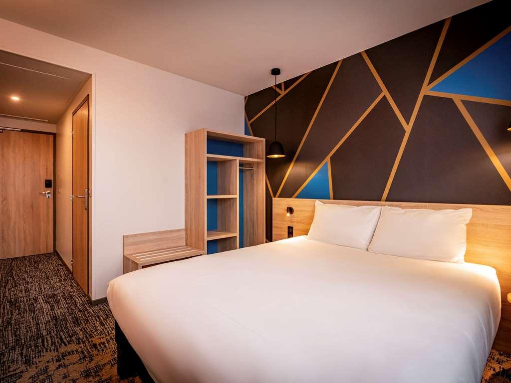 Ibis Styles Valenciennes Petite Foret Bilik gambar