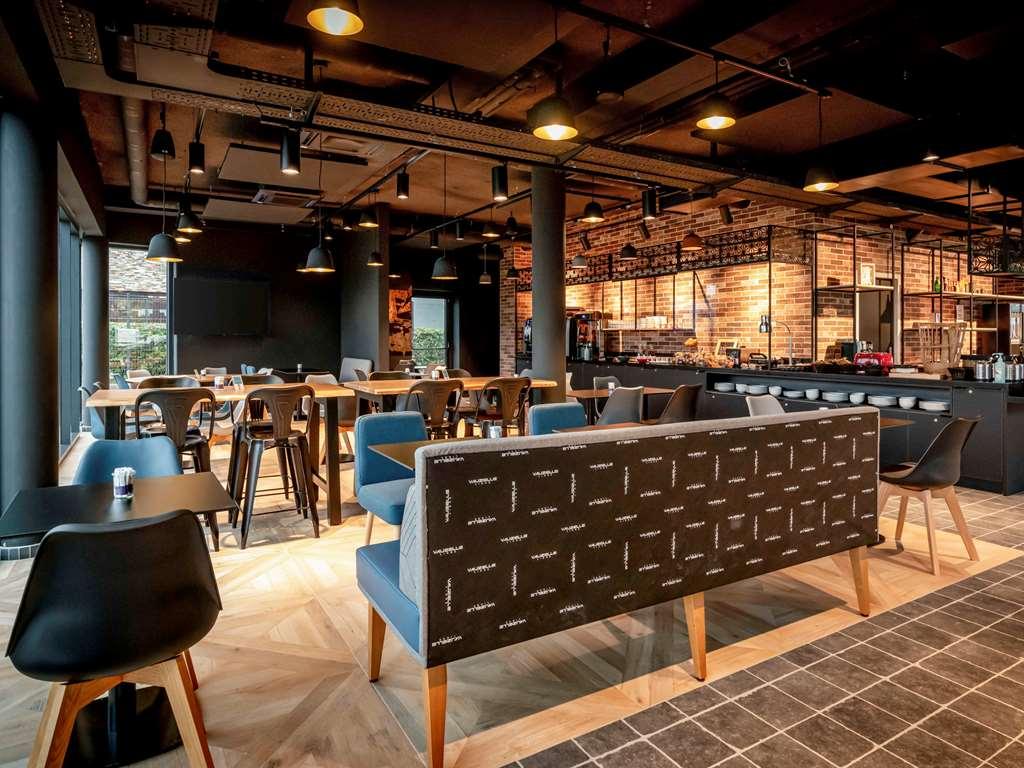 Ibis Styles Valenciennes Petite Foret Luaran gambar